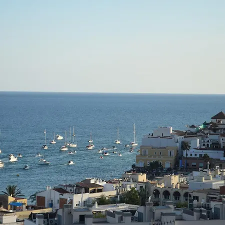 Marinero, Vistas Impresionantes. Sitges